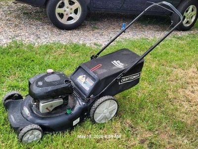 pushing lawn mower good working conditions.