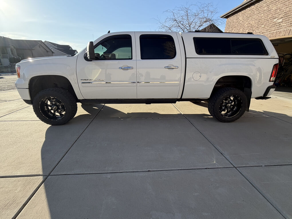2014 GMC SIERRA 3500HD Denali