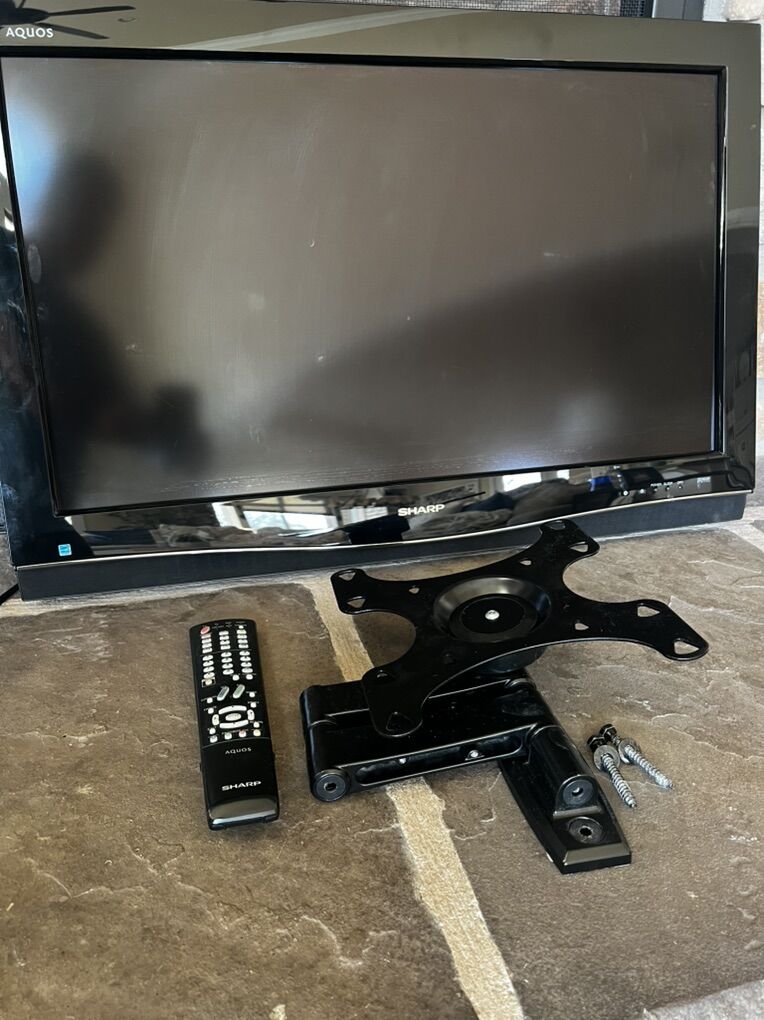 Sharp Aquos LCD 32