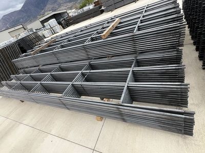 Continuous Fence 4 Rail x 1-1/4" x 48"