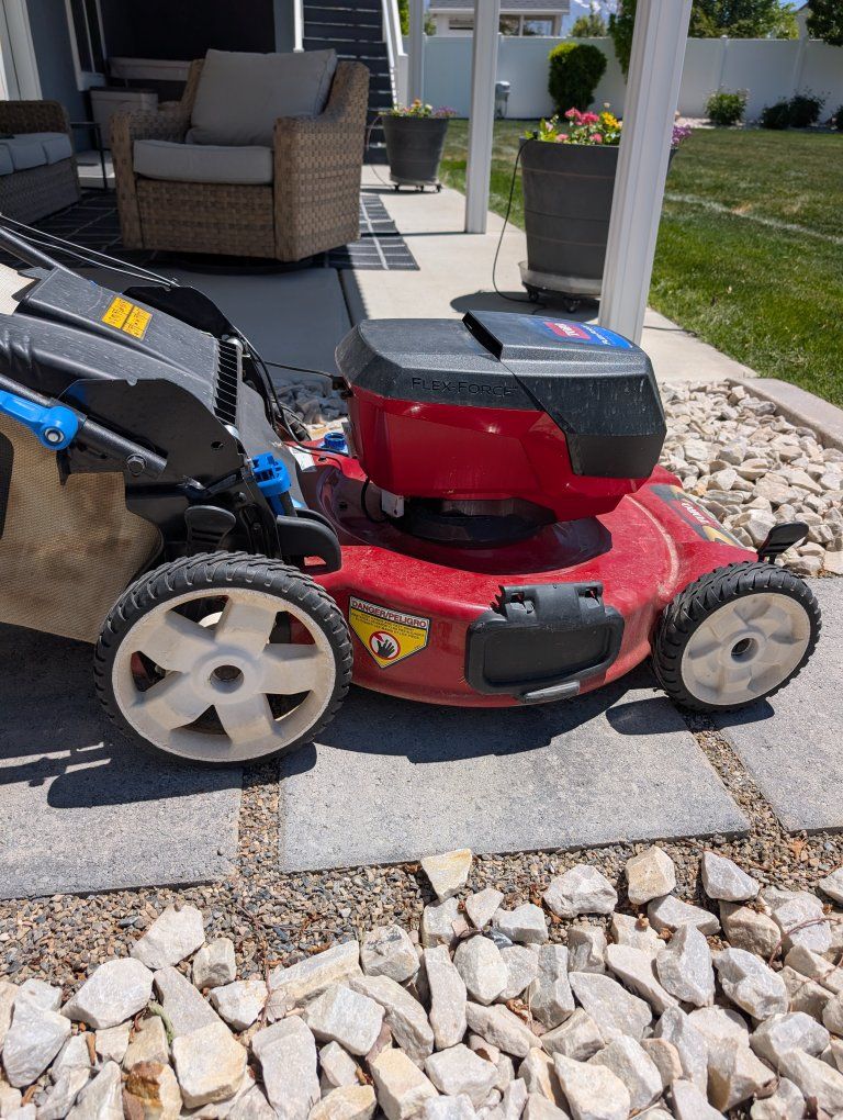 Toro 60V Recycler Mower and Trimmer