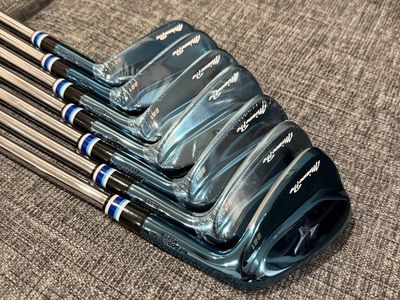 NEW Rare Ltd Edition Mizuno Pro 221 Blue Ion Iron Set 4-PW 7pc DG S400 Stiff