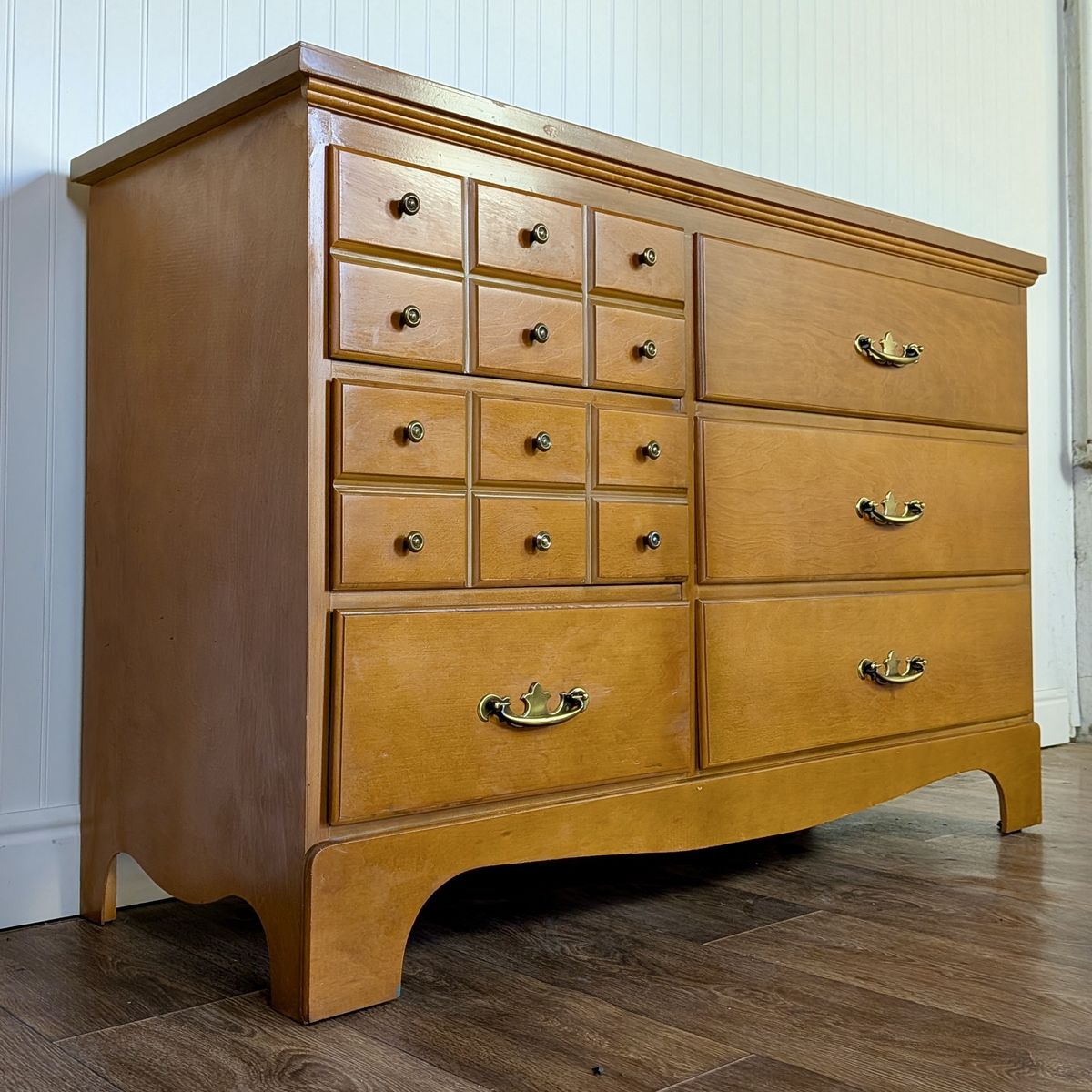 Vintage 1950s Maple 6-Drawer Dresser