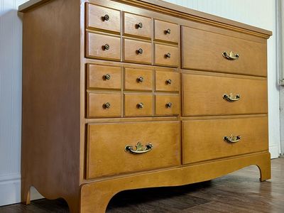 Vintage 1950s Maple 6-Drawer Dresser