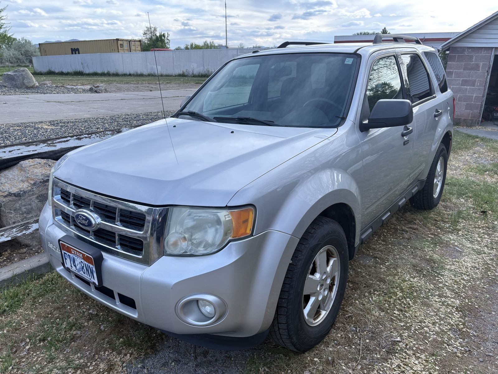 2011 FORD ESCAPE Limited