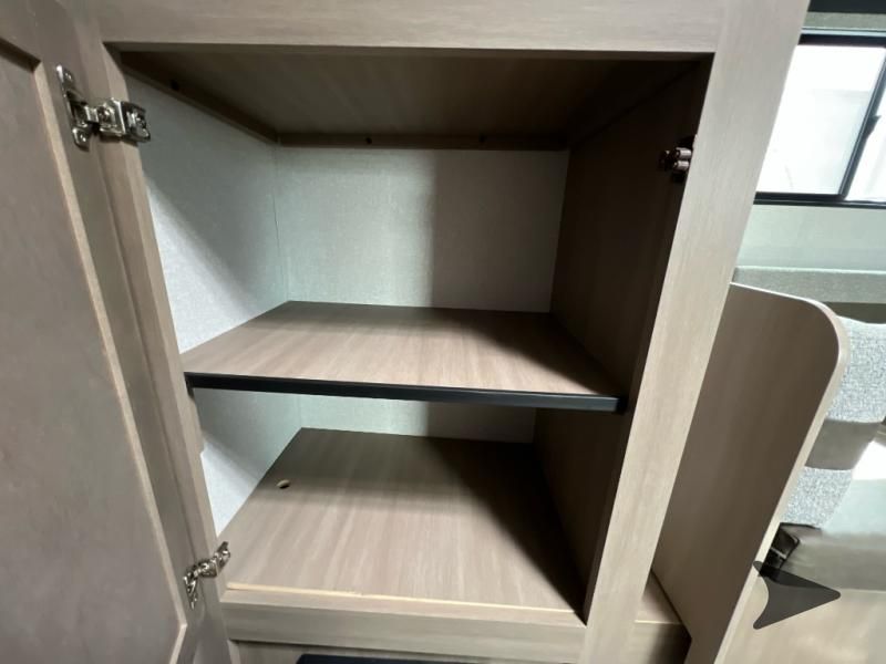Main image 27