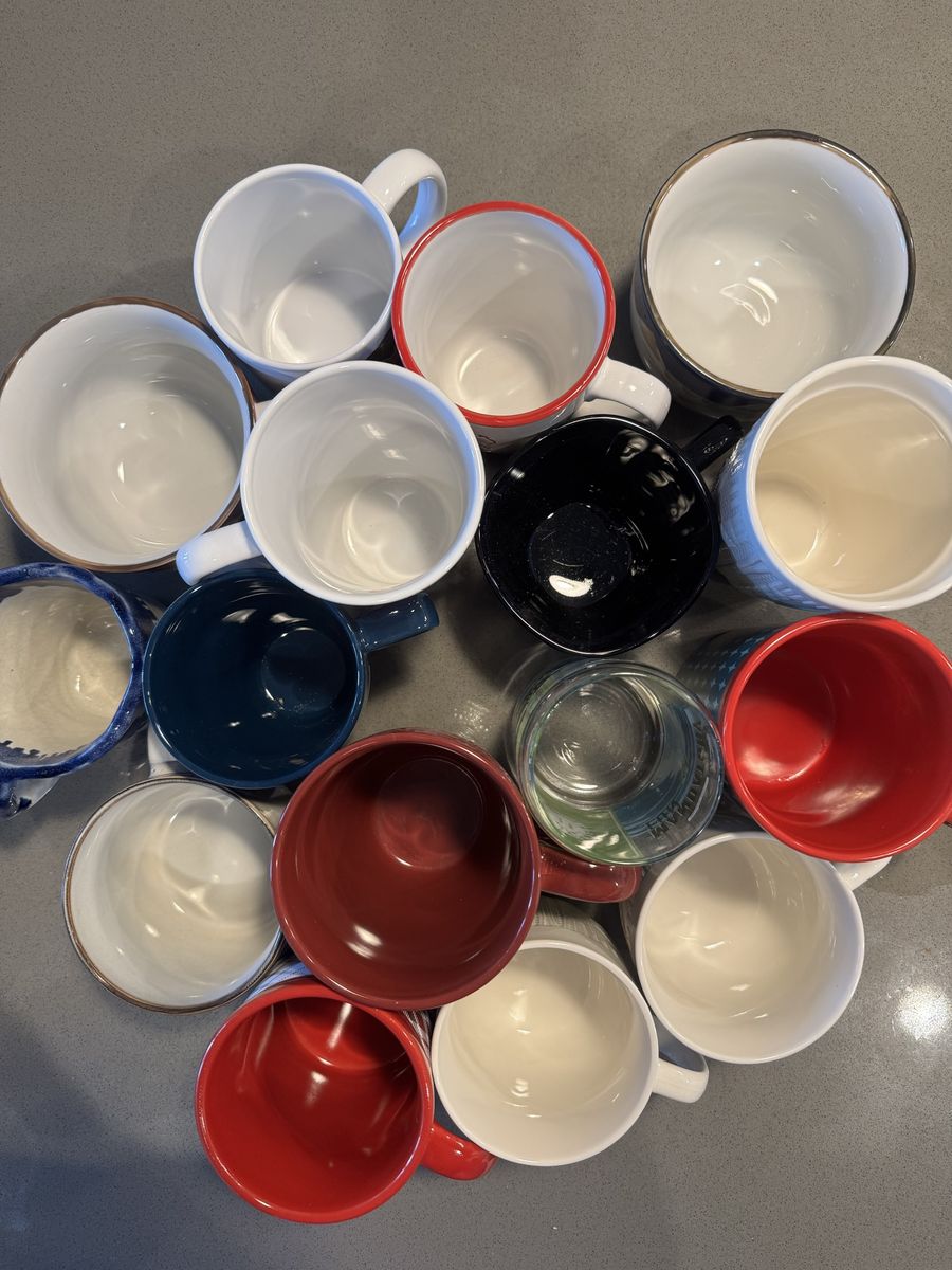 16 Assorted Mugs & Cups – Great Condition