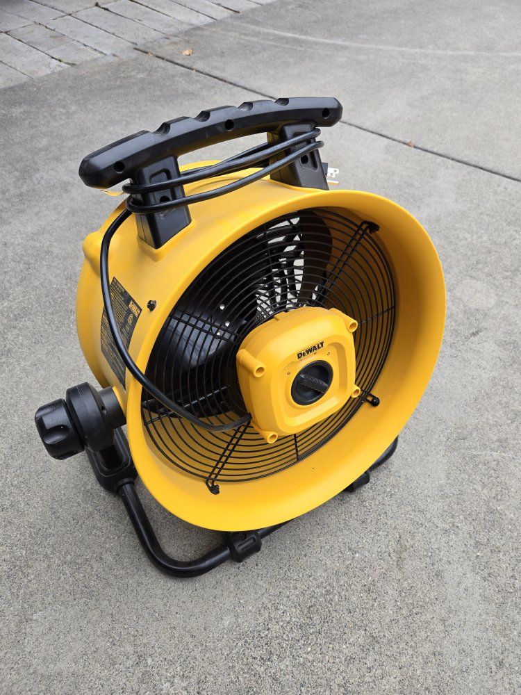Dewalt DXF1616 16 Inch Benchtop Air Mover Industrial Fan