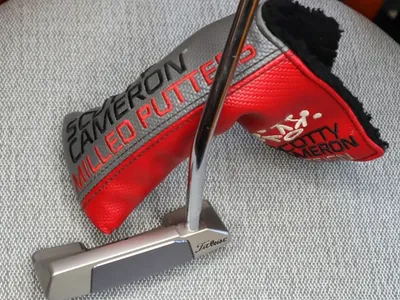 Scotty Cameron Select Newport 2 Notchback Dual Balance Putter w/Cover
