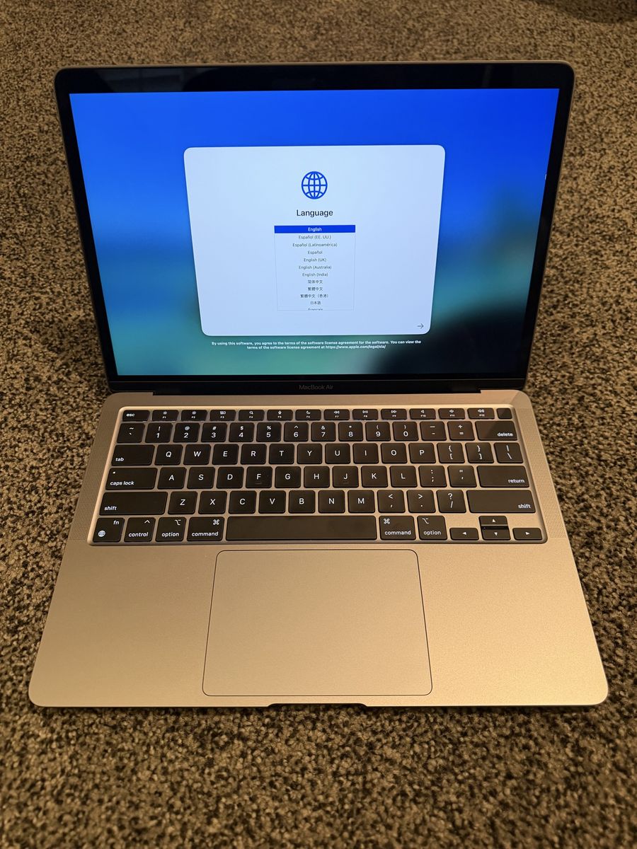 MacBook Air M1-8GB/512GB-Excellent Condition, 97% Battery Health
