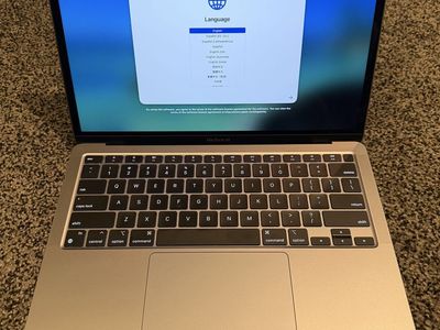 MacBook Air M1-8GB/512GB-Excellent Condition, 97% Battery Health