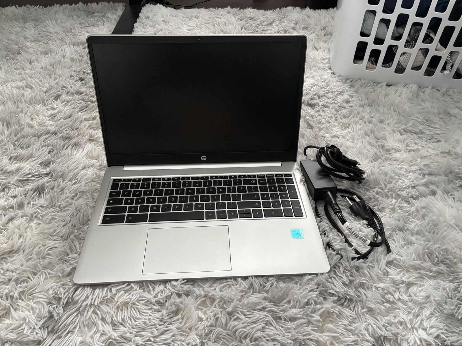Main image 6