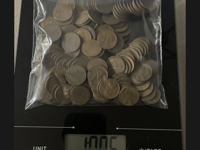 1 pound of Lincoln Cent wheat pennies assorted dates and mints