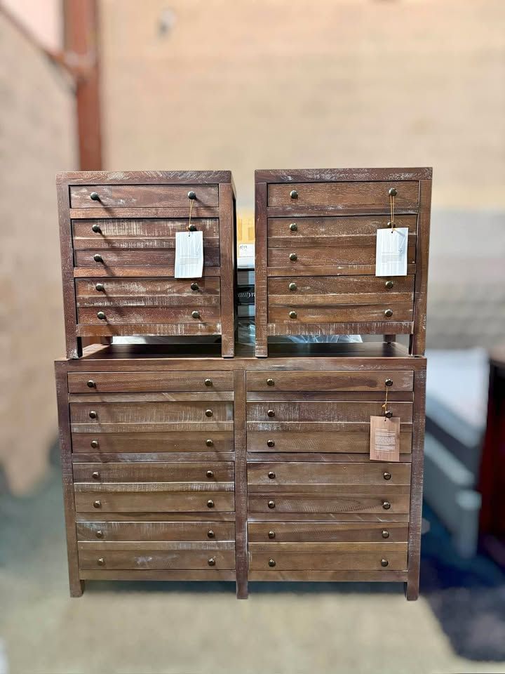 Solid Wood Nightstand (3-Drawer)