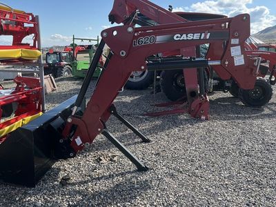 Case IH L620 Loader And Bucket