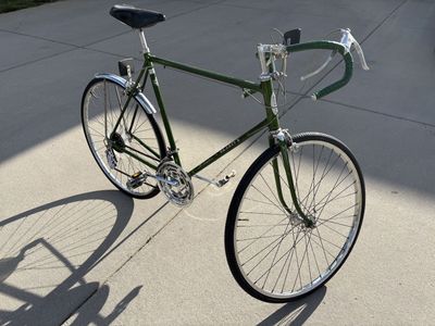VINTAGE PRIME CONDITION 1969 SCHWINN VARSITY!