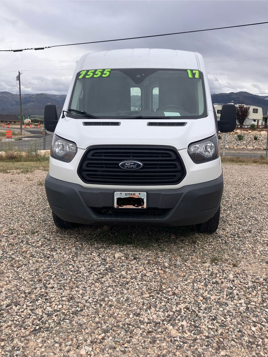 2017 Ford Transit 