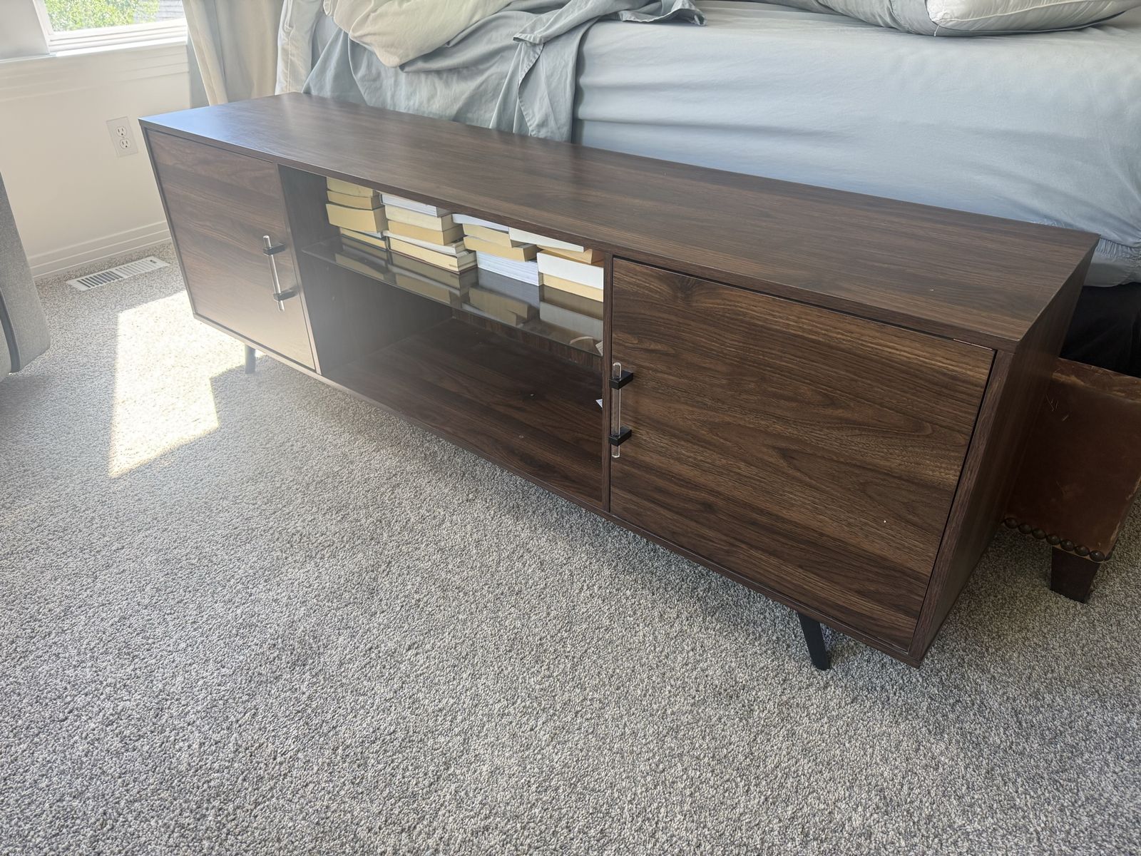 Entertainment center/table