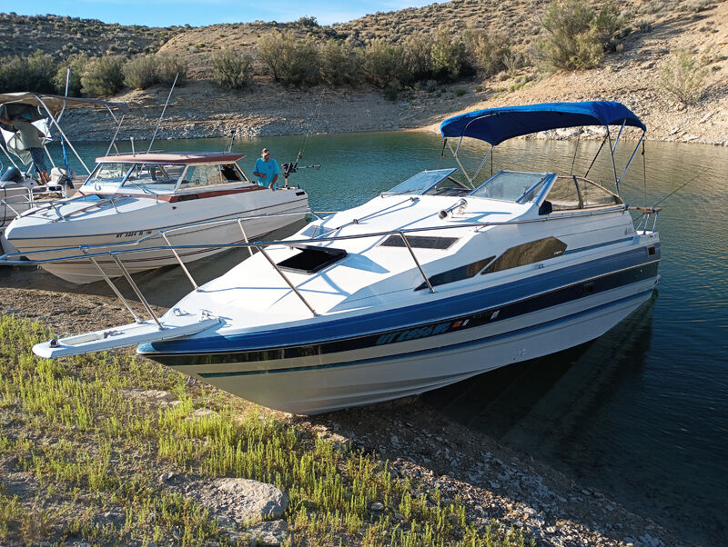 Bayliner 2455 CIERA Sun Bridge 350 Chevy Runs good