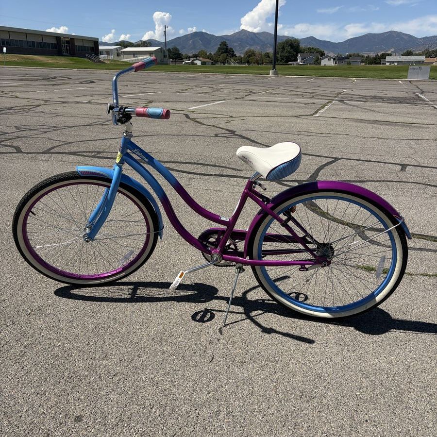 Lakona Cruiser Bicycle Blue and Purple Gradient