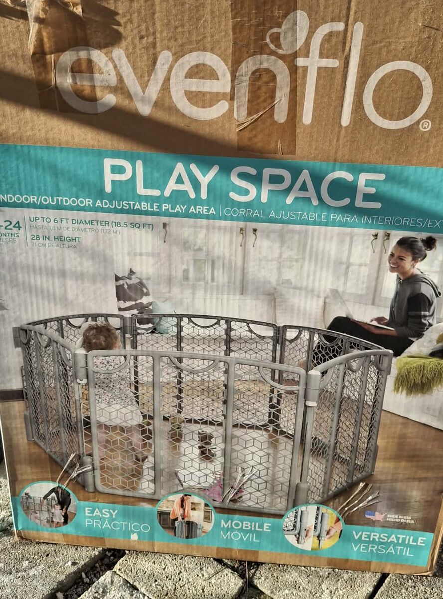 EVENFLO PLAY SPACE - 6 PANEL
