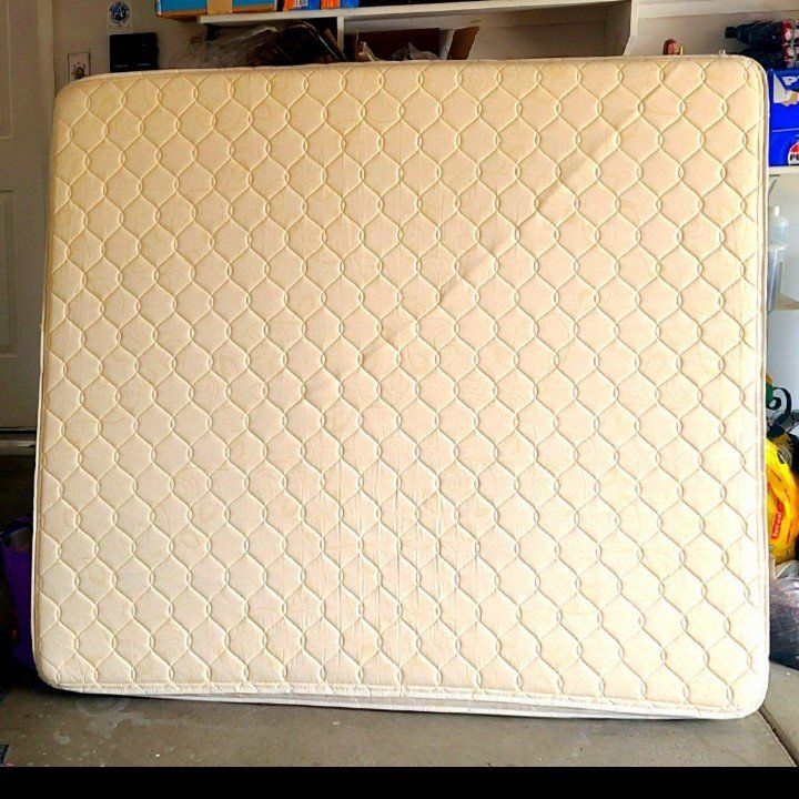 60x74.5 Queen Pillow Top