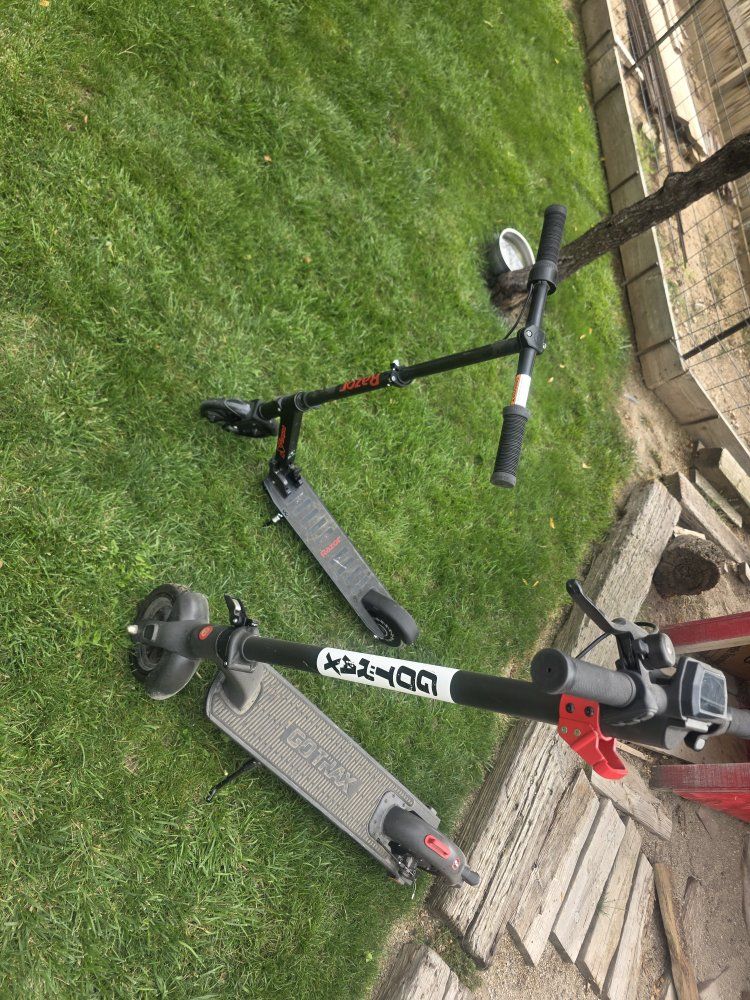 Lot of 2 Scooters - Gotrax Electric Scooter and Razor Kick Scooter