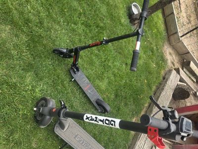 Lot of 2 Scooters - Gotrax Electric Scooter and Razor Kick Scooter