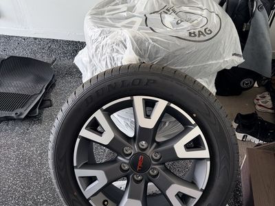 2026 4runner stock wheels and tires