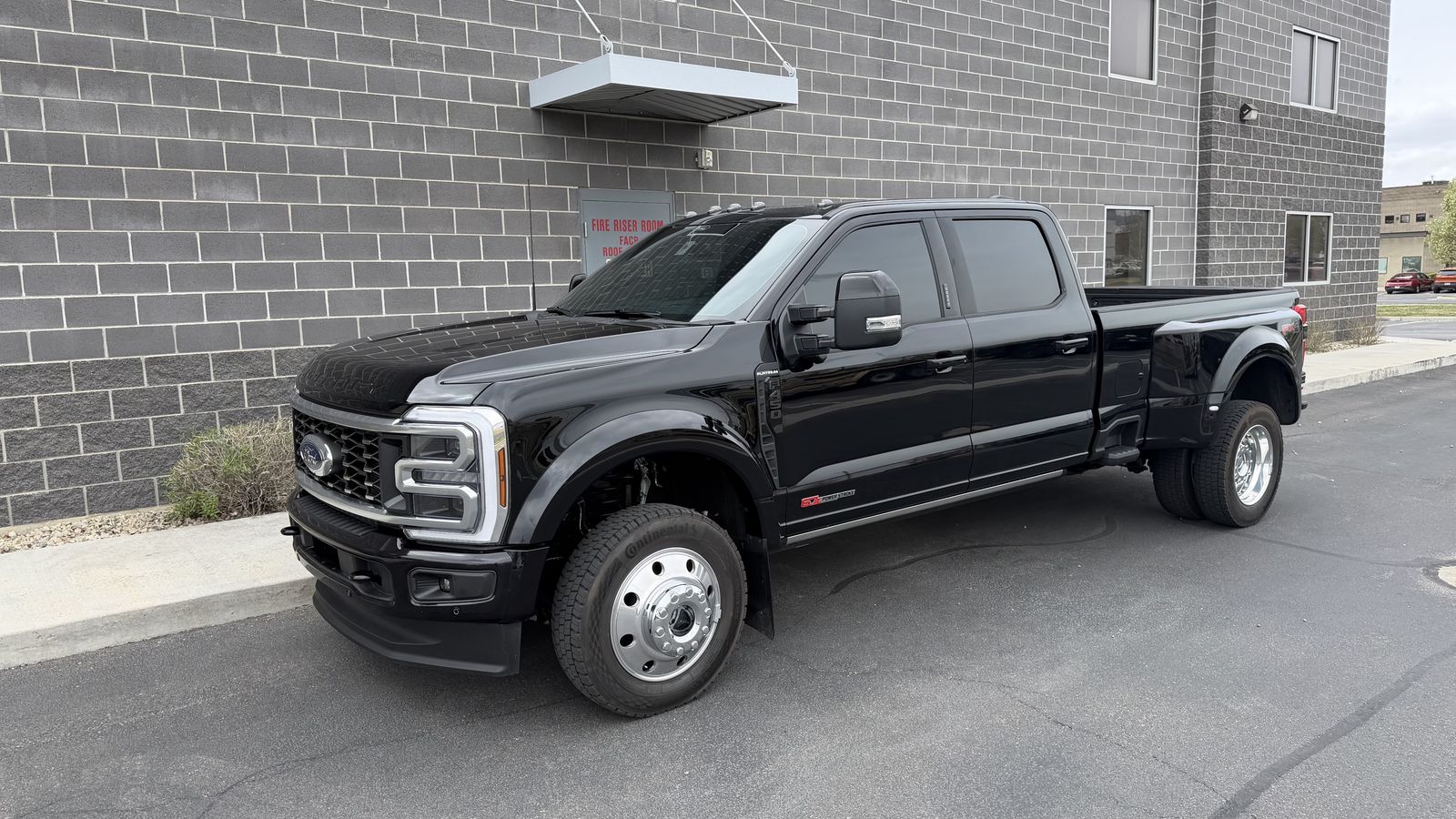 2026 Ford F-450 Super Duty Platinum