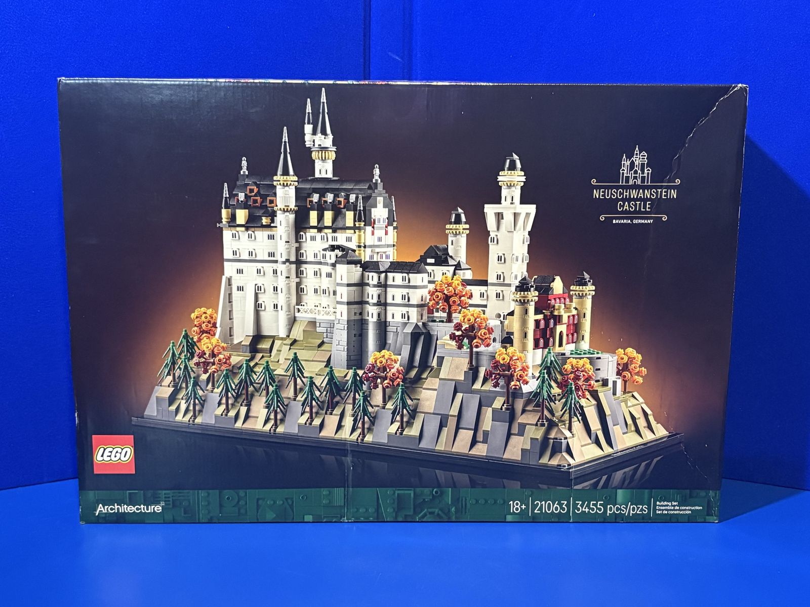 LEGO Architecture 21063 Neuschwanstein Castle Set