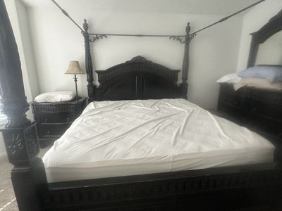King Bedroom Set