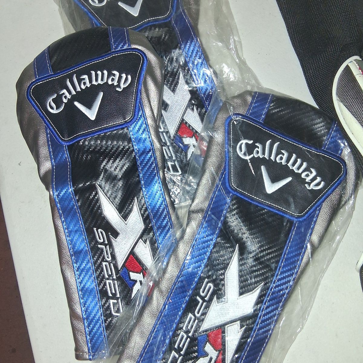 Golf club driver head covers