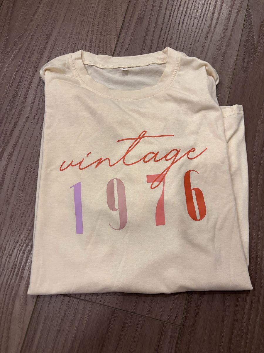 Are you turning 50 this year? NWOT Women’s Vintage 1976 T-Shirt XXL