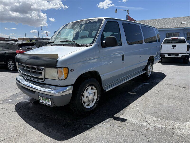 2000 Ford E-350 XLT SD