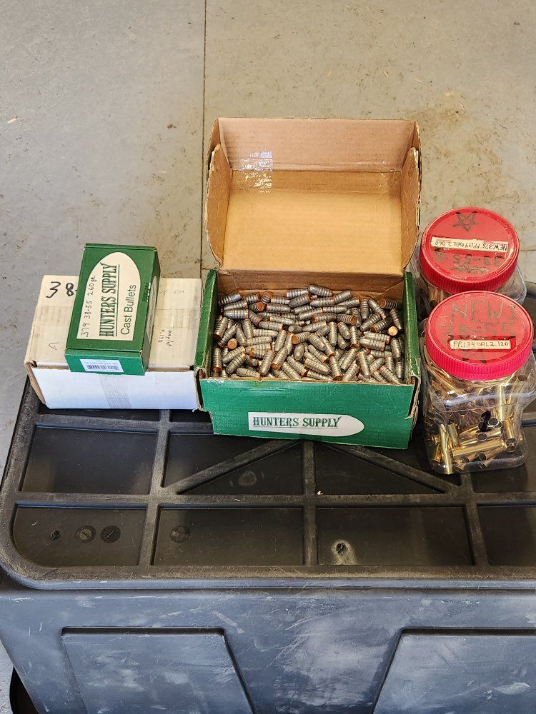 Hunters Supply .375 38-55 260gr Cast Bullets & .375/38 Caliber Projectiles Reloading Lot