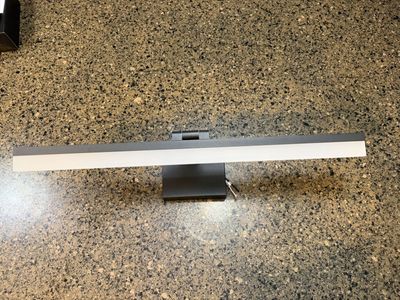 NEW SOLFART LED BLACK PICTURE LIGHT / VANITY LIGHT (RETAILS: $132.99)