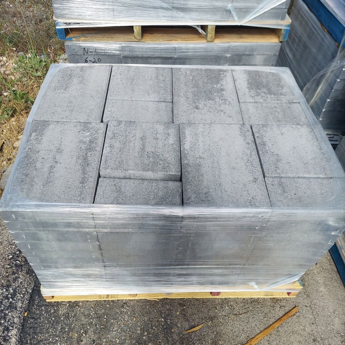 Stardust Monumental Concrete Pavers