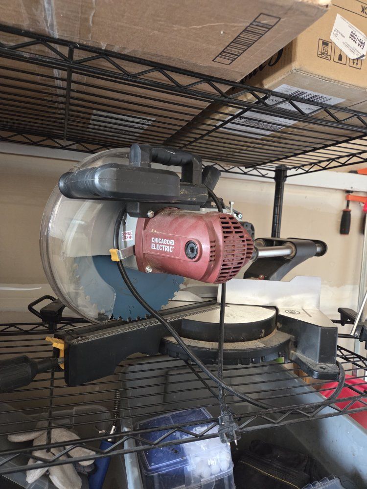 Chicago Electric Sliding Compound Miter Saw