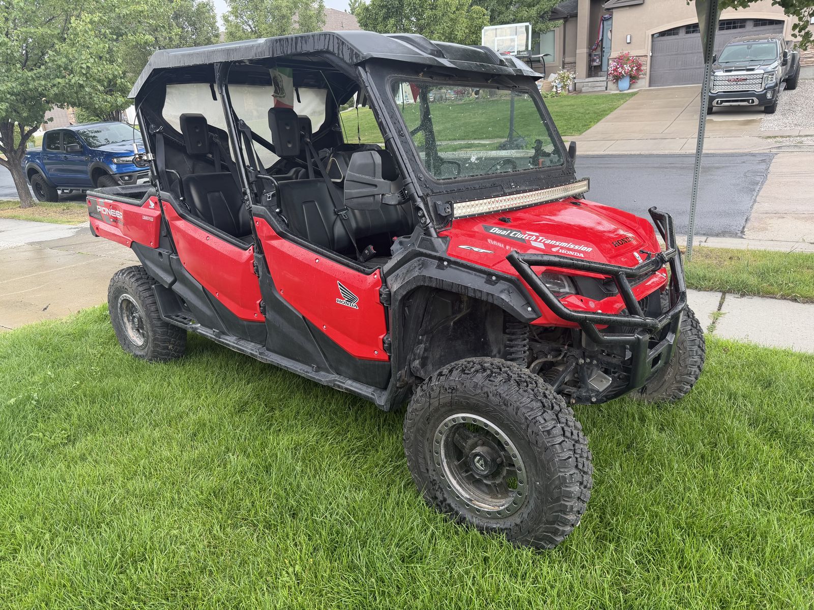 2023 Honda Pioneer 1000-6