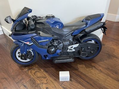 Like New Electric Motorcycle, Speed Up to 9mph Ride-On Motorcycle with Safety Auxiliary Wheels