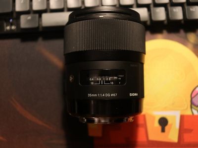 Sigma 35mm f/1.4 Art lens for Canon EF mount
