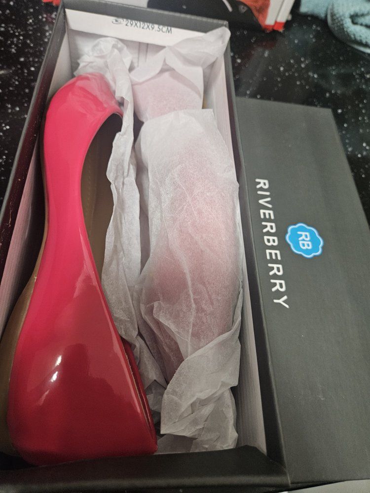 Riverberry Ella01 Fuchsia Patent Ballet Flats - Size 6.5 - New in Box