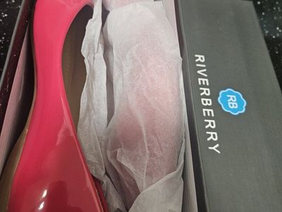 Riverberry Ella01 Fuchsia Patent Ballet Flats - Size 6.5 - New in Box
