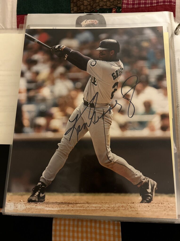 Ken Griffey Jr Autograph 8x10 Photo Baseball Auto