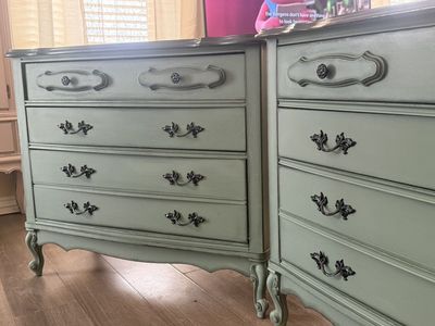 2 XX Large French Vintage Nightstands*free Deliver