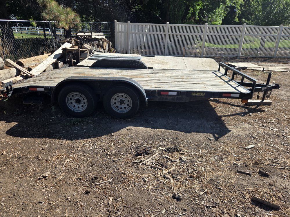 Dual Axle dovetail car hauler