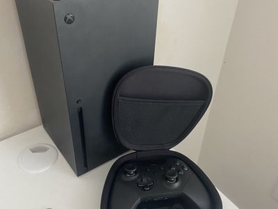 Xbox series X and a Xbox pro controller