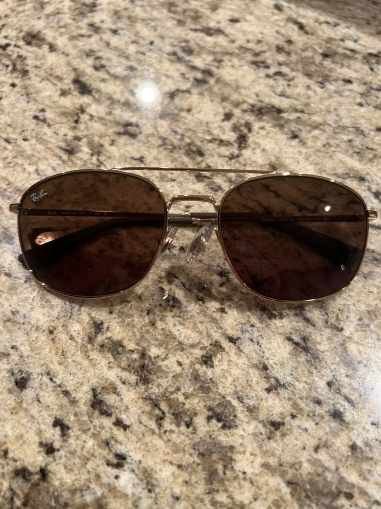 Brand New RayBan Sunglasses
