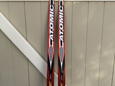 Atomic Redster Classic Cross Country Skis Unmounted New Size 175cm No Binding